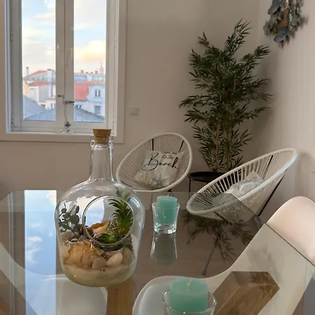 Up Lavie Dux Apartamento *